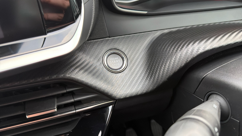 Peugeot 208 1.2 PureTech Active Premium 5dr Petrol Hatchback